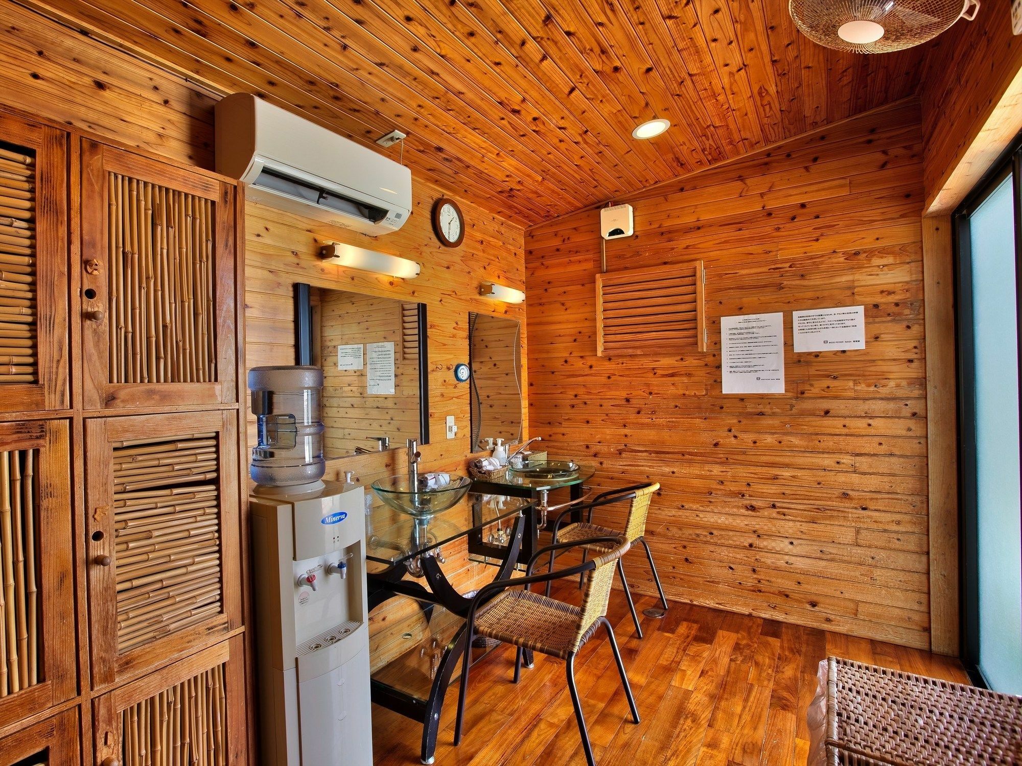 Wood Pecker Nakijin Villa Exterior foto